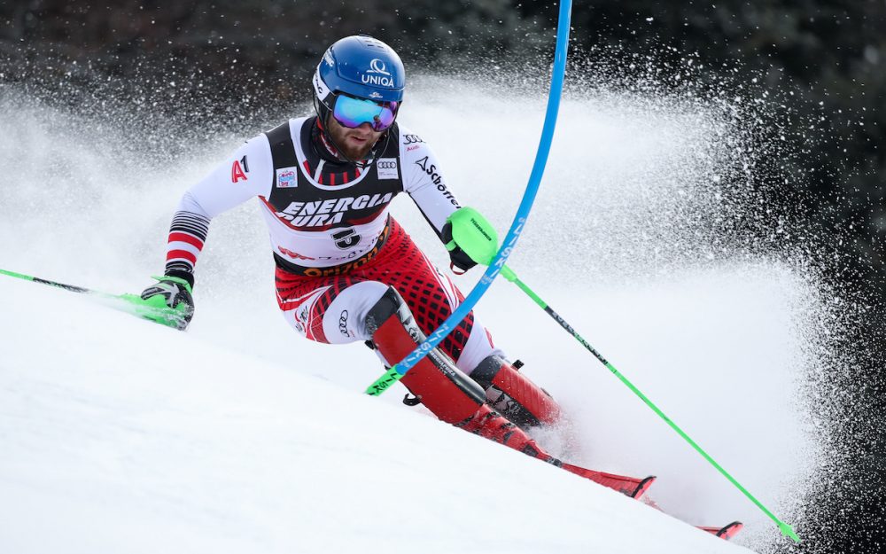 Marco Schwarz della squadra austriaca in azione.